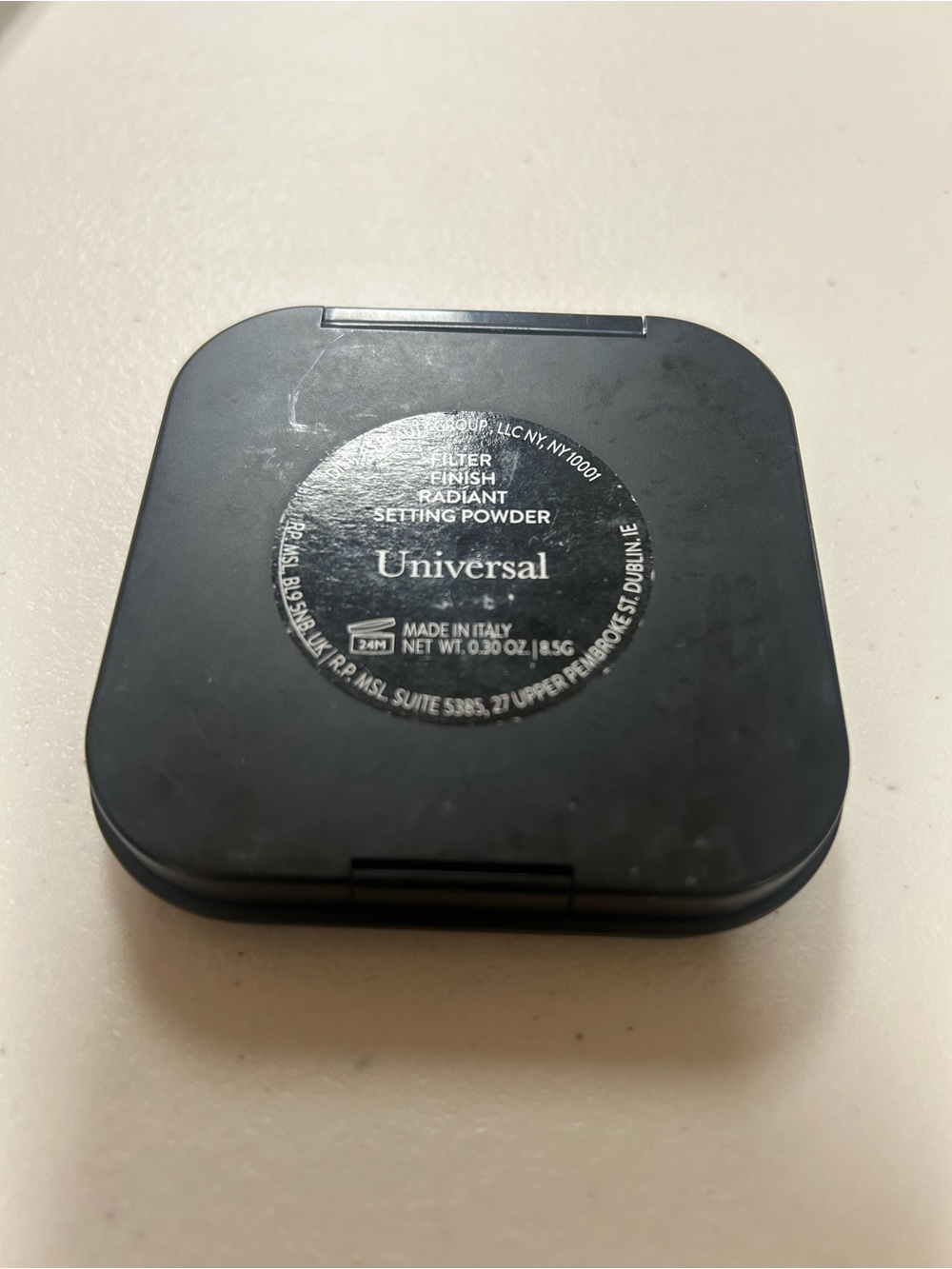 Laura Geller Filter Finish Neutralizing Setting Powder - Picture 4 of 7